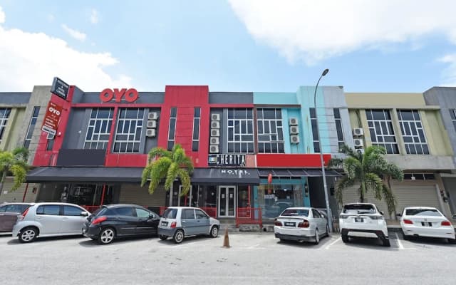 Super OYO Capital O 90556 Hotel Cherita Rooms