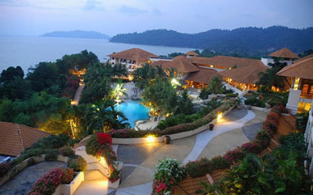 Doubletree By Hilton Damai Laut Resort