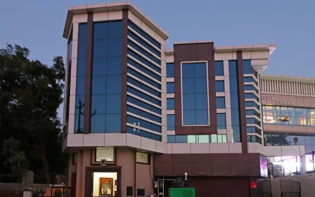 OYO 10213 Hotel Panache