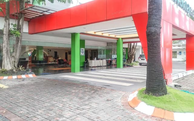 Formerly RedDoorz Premium Jalan Veteran Bojonegoro