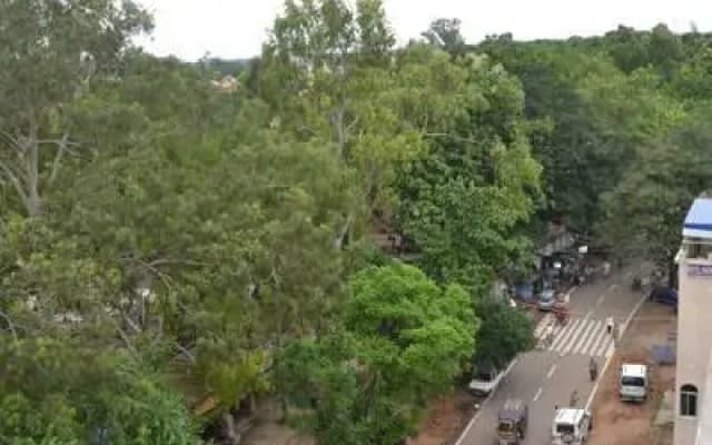 Hotel Deoghar Palace