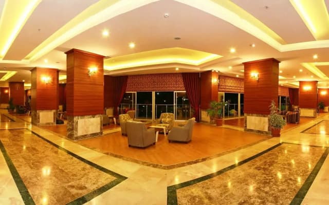 Hedef Beach Resort