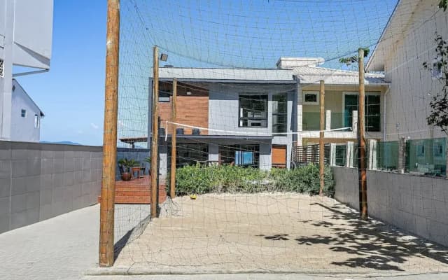 Casa Pé Na Areia com Piscina e Jacuzzi