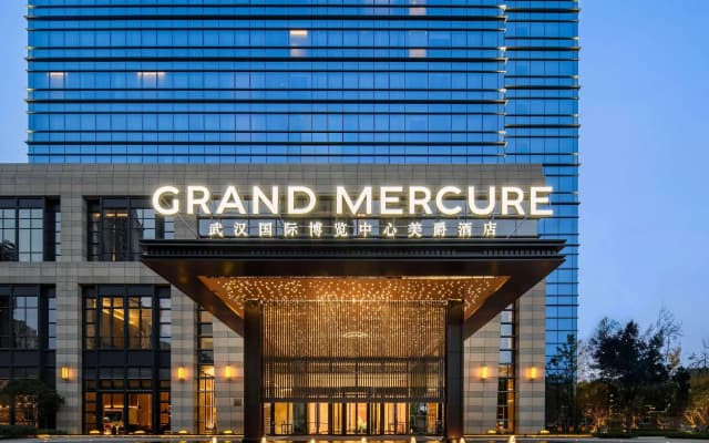 Grand Mercure Wuhan International Expo Center