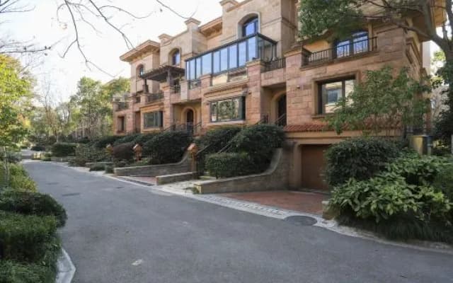 Dasu Holiday Villa (Chongming Dongtan Wetland Park)