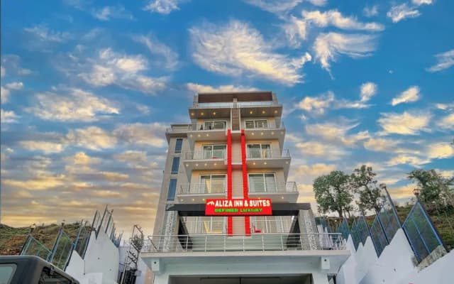 Aliza Inn And Suites By SRS Hotels