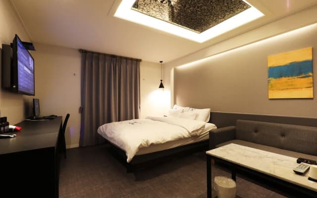 Yongin Singal M7