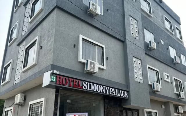 Hotel Simony Palace