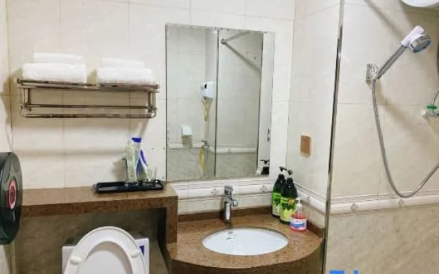 Yanji Rongguang Hotel