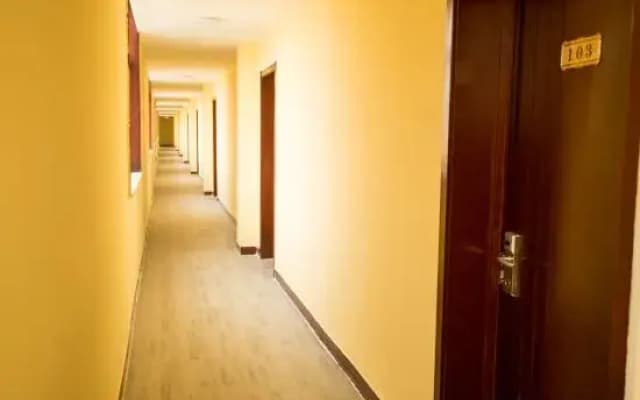 Clean Chain Hotel
