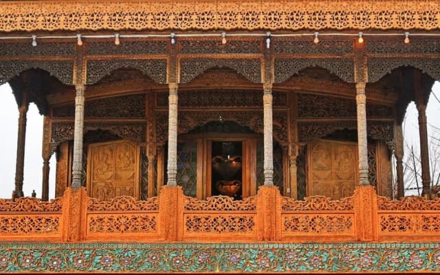 De-Laila Houseboats