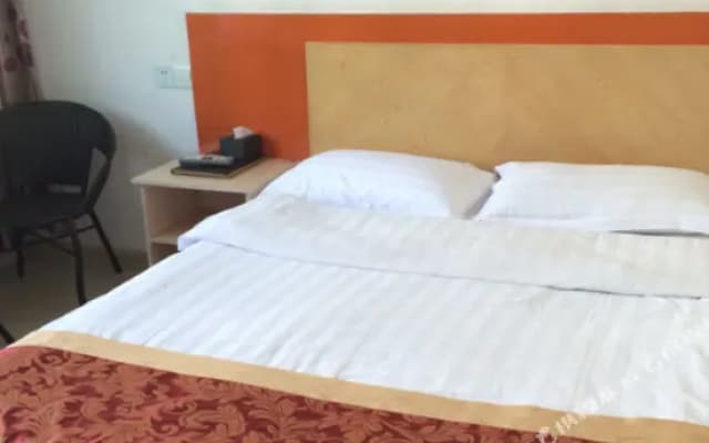 Taining Ping an Express Hotel