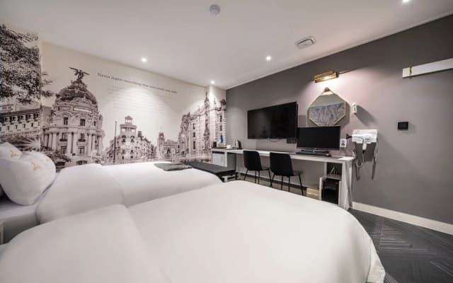 Seongnaml Hotel