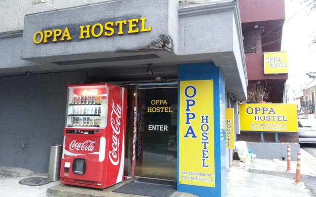 OPPA Hostel Sinchon-Hongdae