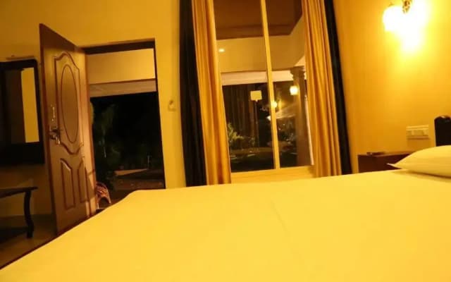 Tranquil Valley Resort