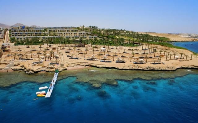 Курортный отель Grand Oasis Resort