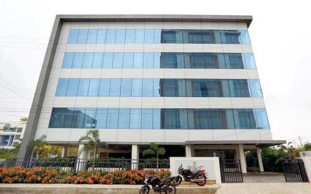OYO 381 Hotel Sybaritic Suites Gachibowli