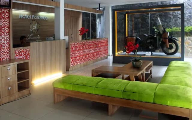 Ariandri Hotel & Resort 
