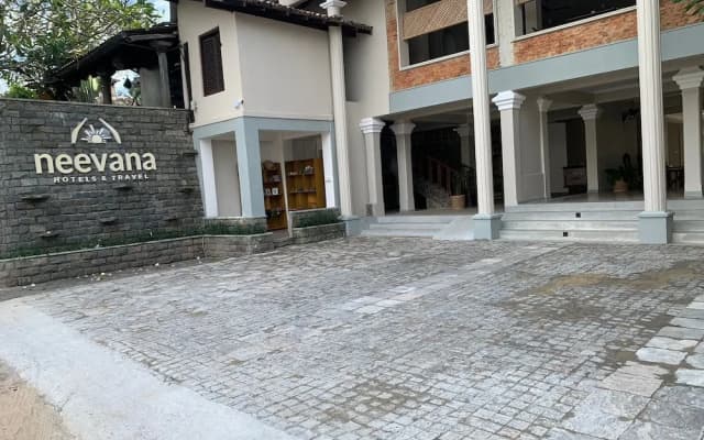 Neevana Hotel Hikkaduwa