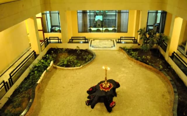 Greenwood Hotel