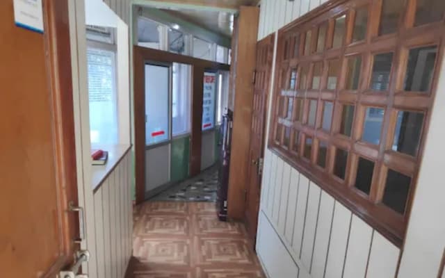 Goroomgo City Inn Shimla
