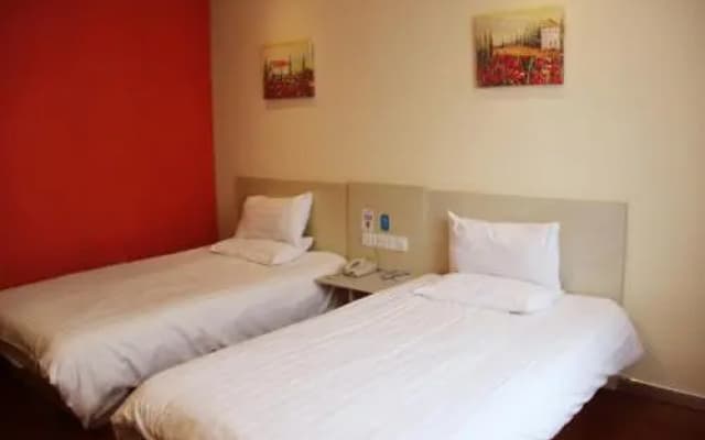 Hanting Hotel (Taizhou Pedestrian Street)