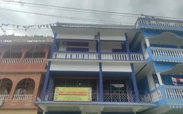 Eight Lucky Sign Homestay