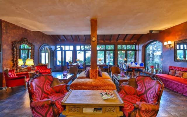Cetmihan Hotel