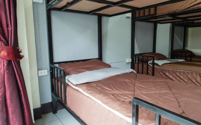 Starnong Cafe & Hostel