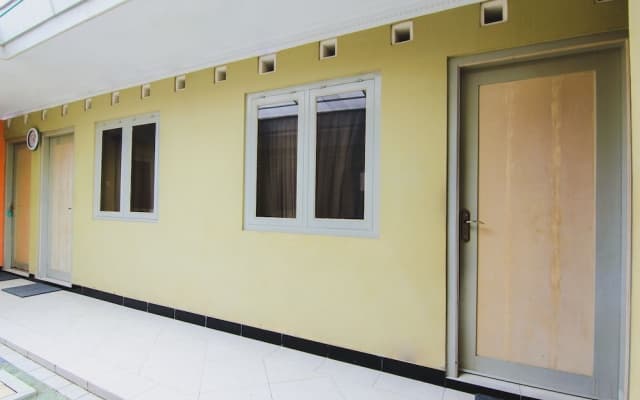 Griya Batik Giri Sekar Homestay Syariah