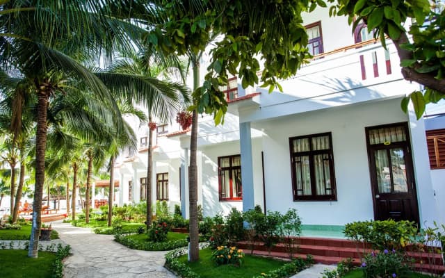Pacific Beach Resort