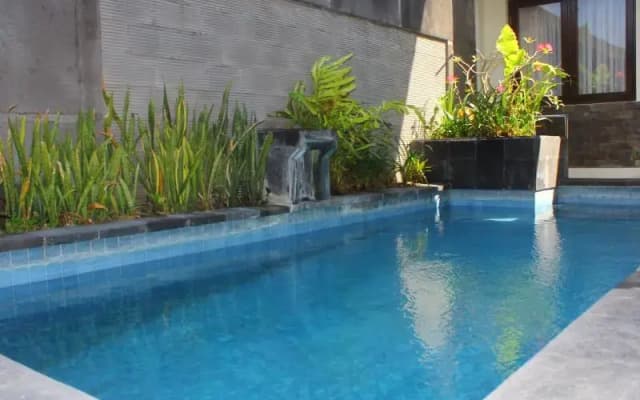 Sri Ratu Villa & Boutique Hotel