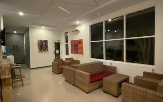 The Packer Box - Hostel