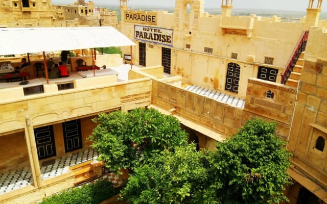 Hotel Paradise