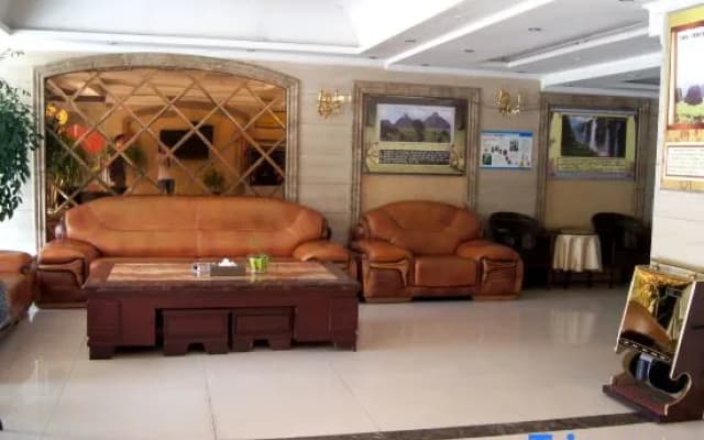 Xingyi Satisfaction 168 Hotel