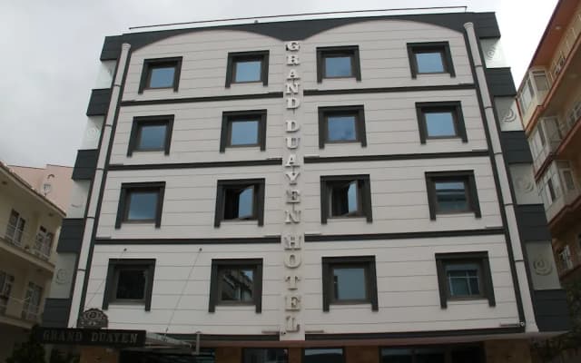 Отель Grand Duayen