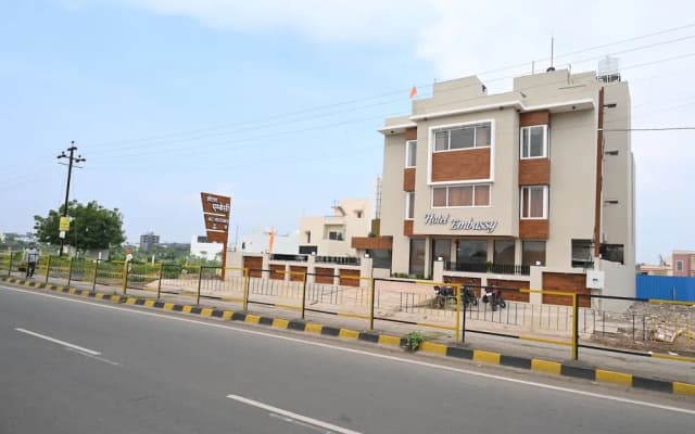 Hotel Embassy
