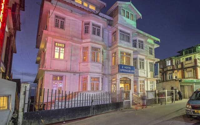 Hotel Springburn