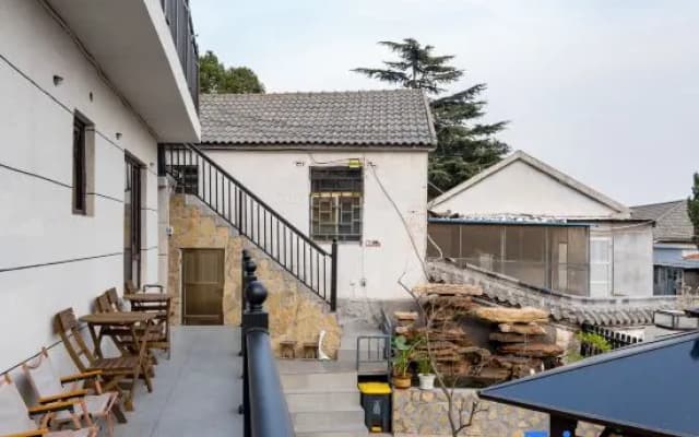 Floral Hotel · Taishan Oak Wei Hotel (Hongmen Mountain Entrance ）