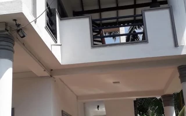 Royal Beach Villa
