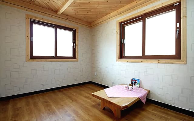 Yangyanggwangmyeong Family Pension