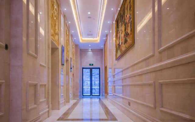 Vienna International Hotel (Yichang Gezhouba Huaxiang Branch)