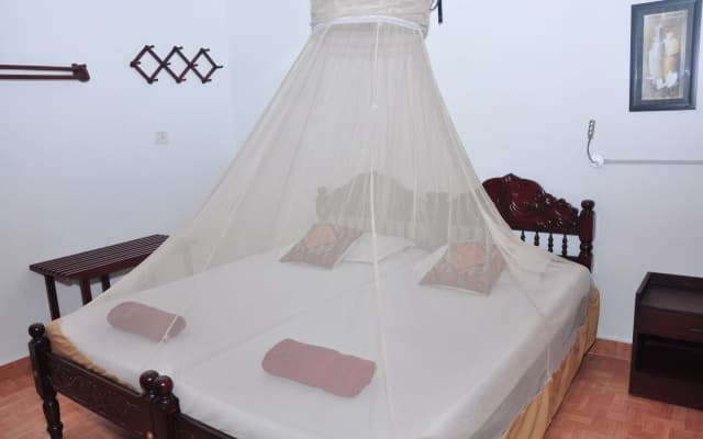 Reds Residency - Homestay