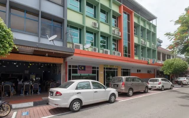 OYO 89344 Labuan Avenue Hotel
