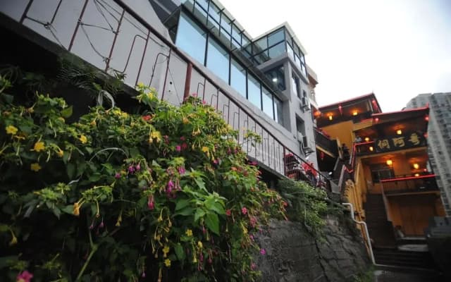 Shu Hostel