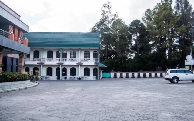Green Garden Hotel