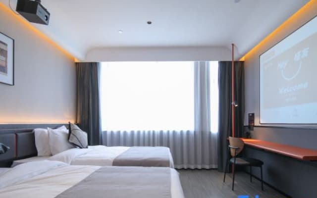 Tami Travel Hotel