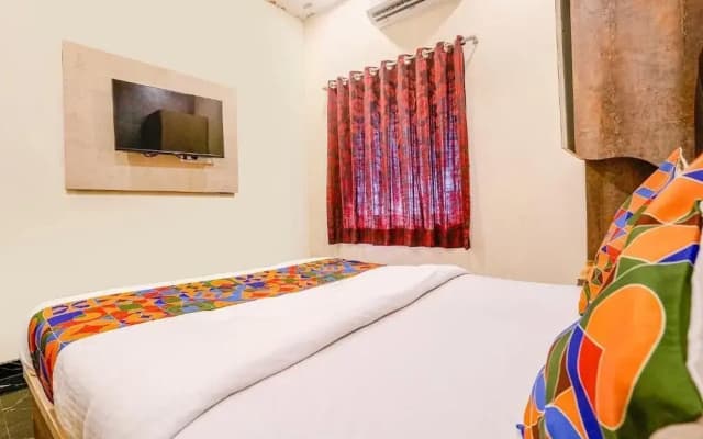 Hotel Priceless