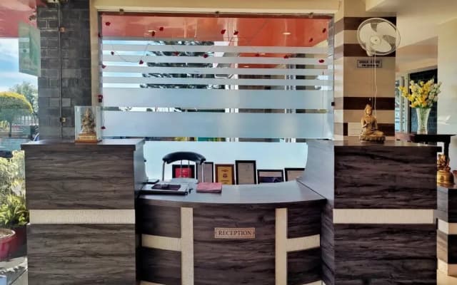 Hotel Dharamshala Ayush Health Paradise