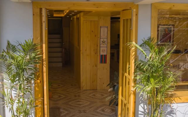 Ghar Bar Boutique Stay & Cafe